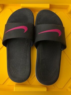 Nike Black Slides with Pink Swoosh